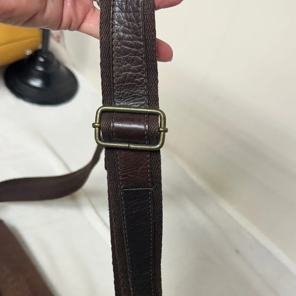 Vintage Bosi Distressed leather messenger Bag